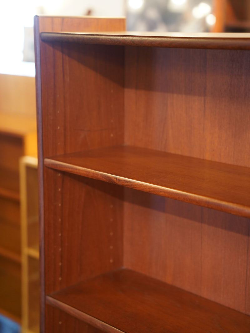 チークウッド ユニットシェルフ<br> bob's box - ヴィンテージ SHARK ATTACK