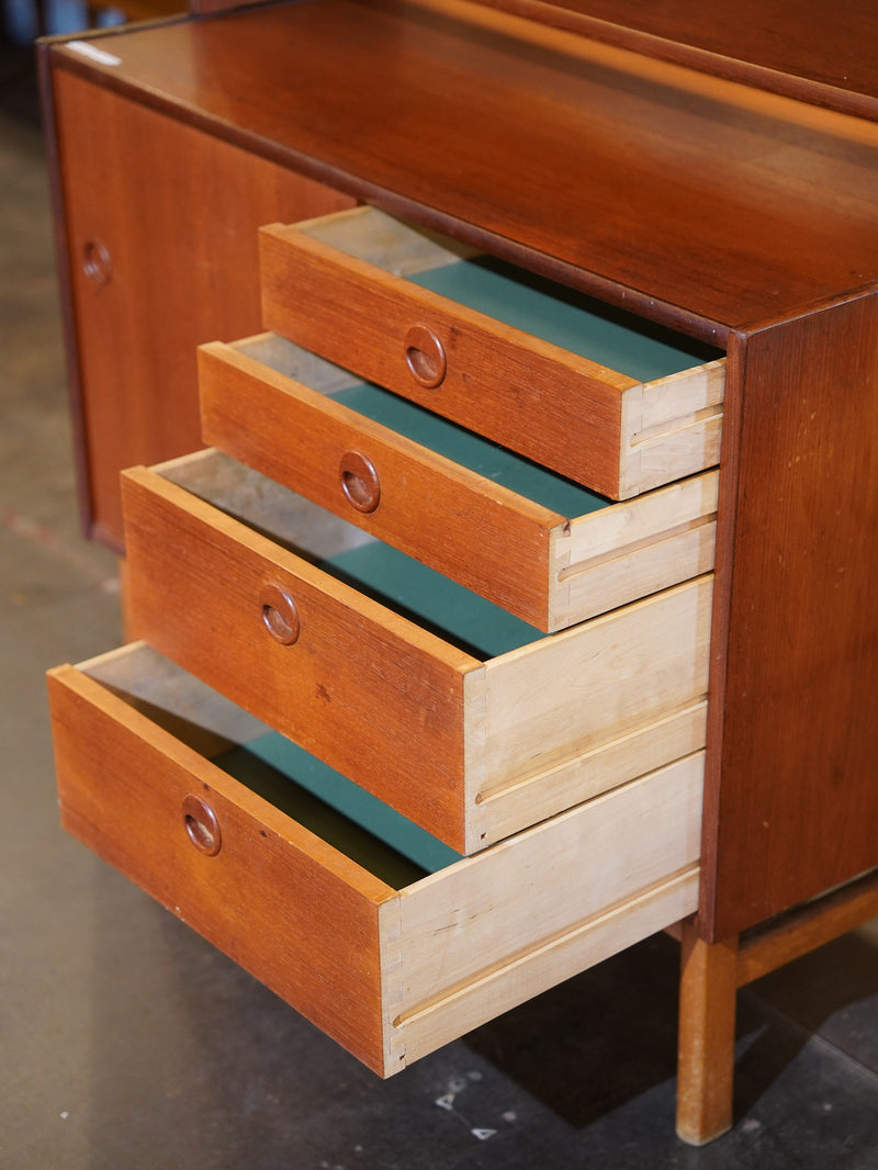 チークウッド ユニットシェルフ<br> bob's box - ヴィンテージ SHARK ATTACK