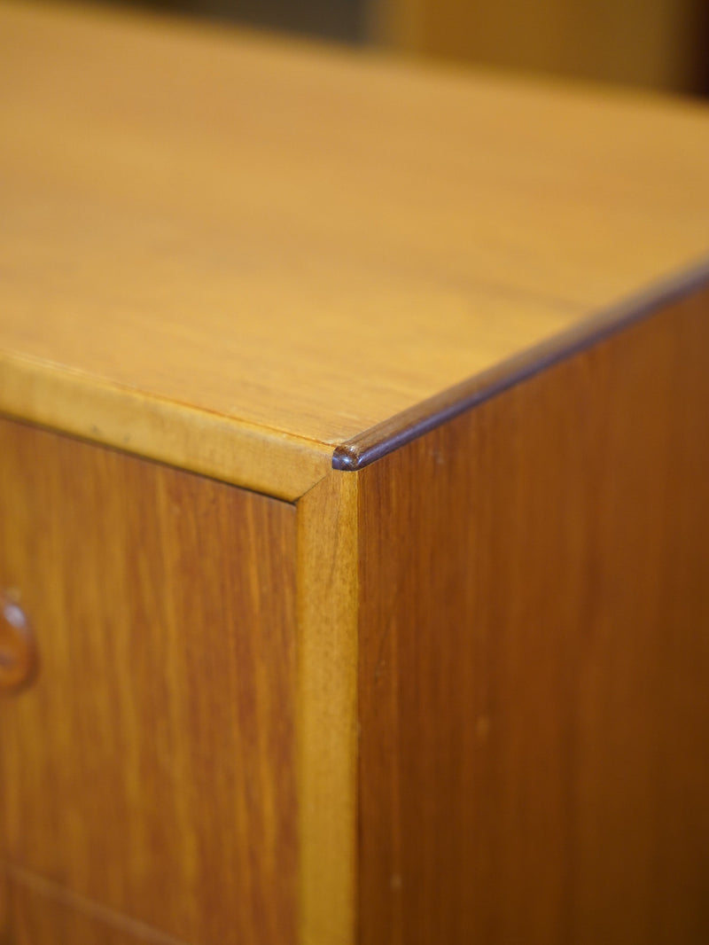 ウッド３段チェスト<br> 大和店 - ヴィンテージ SHARK ATTACK