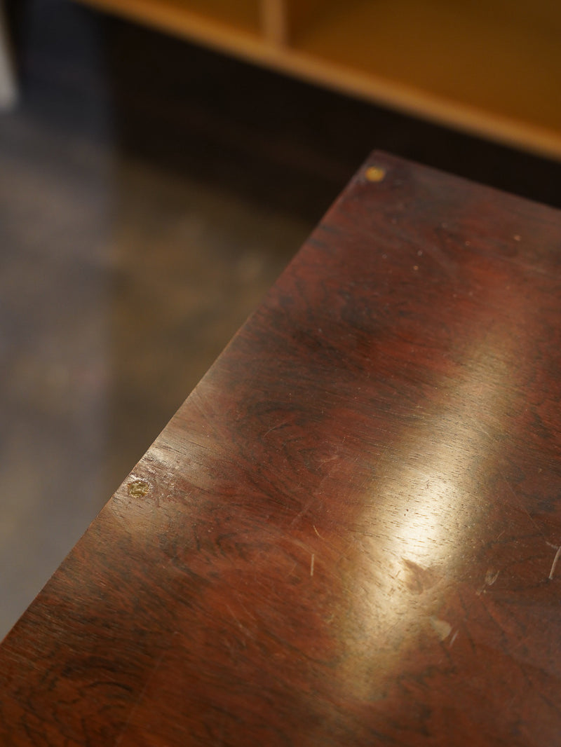 キャビネット/サイドボード <br> 大和店 - ヴィンテージ SHARK ATTACK