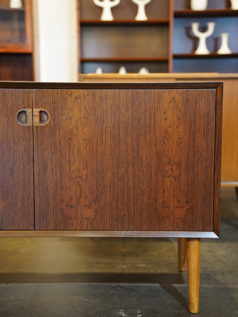 キャビネット/サイドボード <br> 大和店 - ヴィンテージ SHARK ATTACK