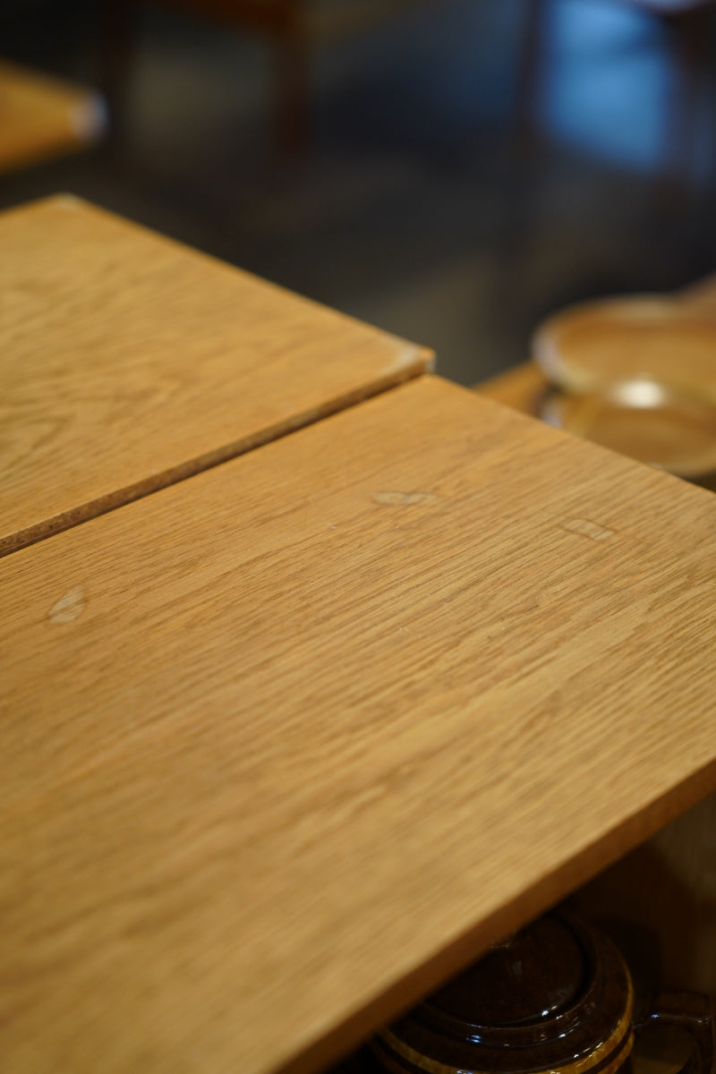 オークウッド ブックシェルフ<br> 大和店 - ヴィンテージ SHARK ATTACK