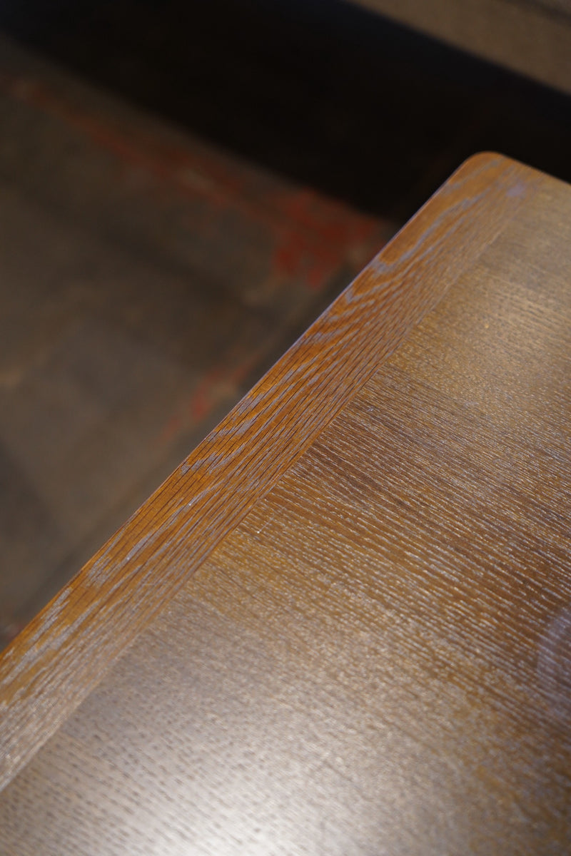 オークウッド サイドテーブル <br>Denmark <br> 大和店 - ヴィンテージ SHARK ATTACK