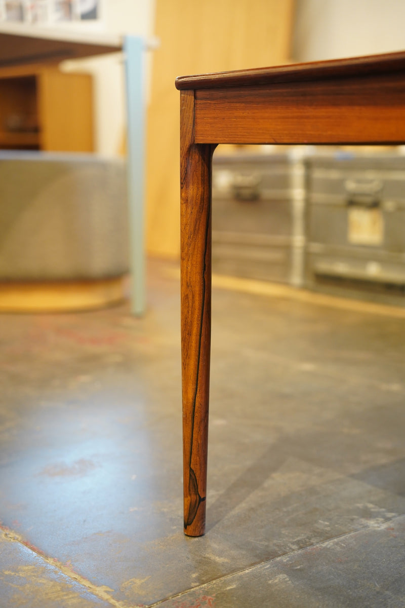 AB Seffle Mobelfabrik <br>ローズウッド ローテーブル <br>1960s,Sweden <br>大和店 - ヴィンテージ SHARK ATTACK