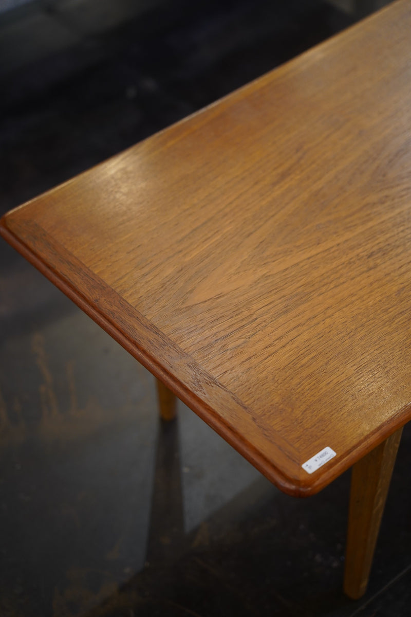 チークウッド ローテーブル <br>大和店 - ヴィンテージ SHARK ATTACK