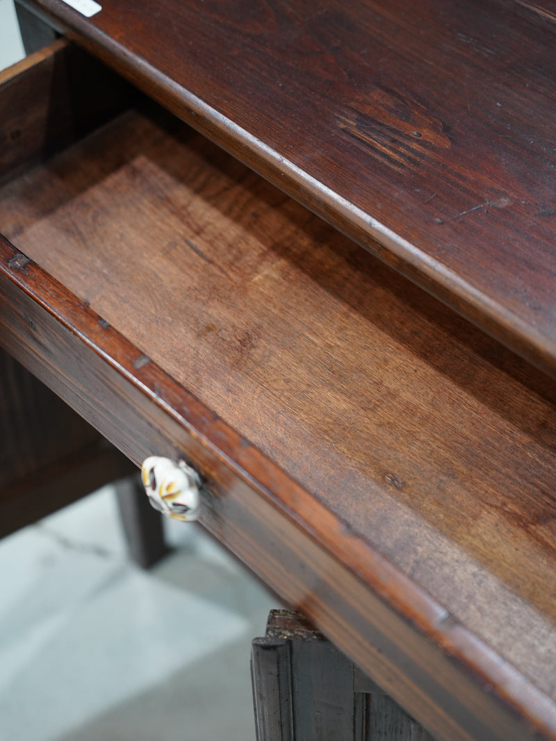 ウッド キャビネット <br>大和店 - ヴィンテージ SHARK ATTACK