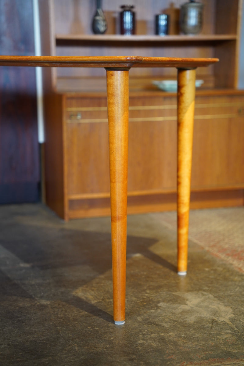 チークウッド ローテーブル <br> 大和店 - ヴィンテージ SHARK ATTACK