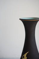 ハンドメイド セラミック フラワーベース<br>大和店 - ヴィンテージ SHARK ATTACK