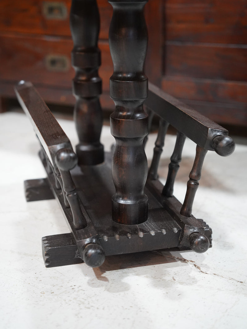 タイルトップサイドテーブル/マガジンラック <br>TAMAGAWA BASE - ヴィンテージ SHARK ATTACK