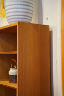 Hundevad Co.社 , Poul Hundevad <br>1960's , Denmark <br>オークウッド シェルフ<br> 大和店 - ヴィンテージ SHARK ATTACK