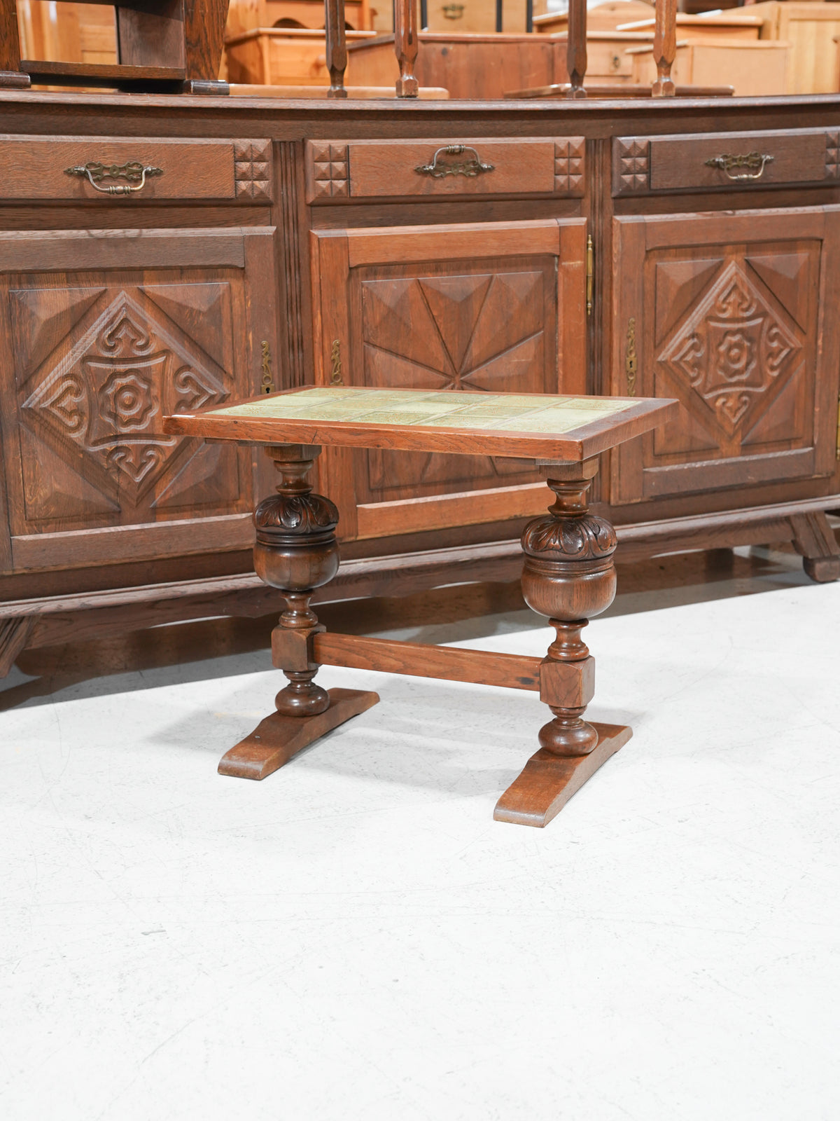 タイルトップテーブル 大和店 ヴィンテージ SHARK ATTACK