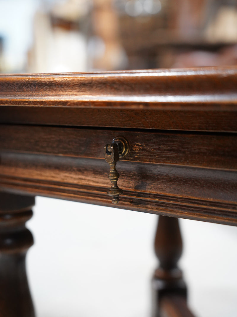 ウッド サイドテーブル <br>大和店 - ヴィンテージ SHARK ATTACK