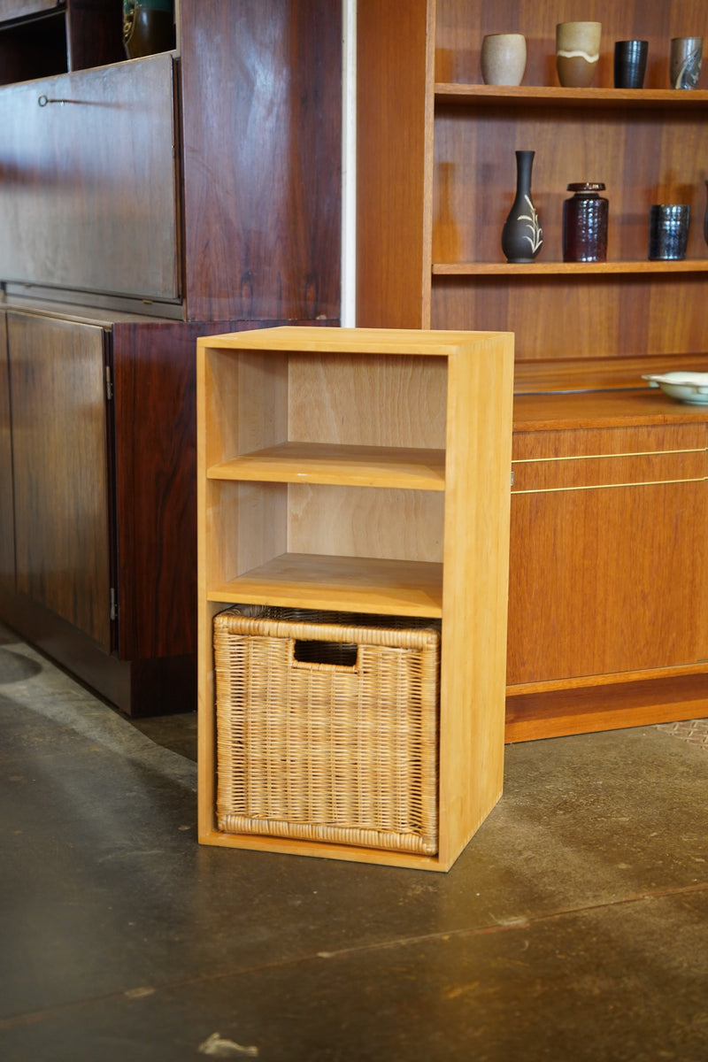 at-bo <br>1970-1980’s , Denmark <br>ウッド シェルフ <br> 大和店 - ヴィンテージ SHARK ATTACK