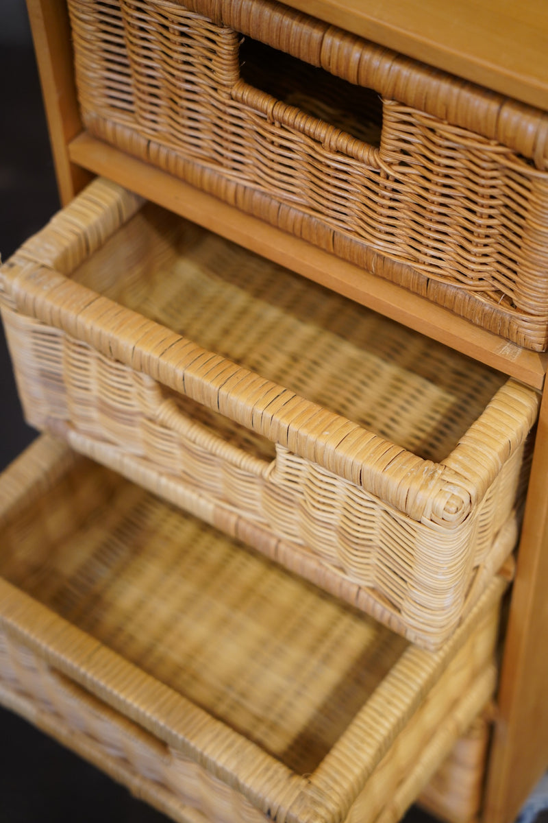 at-bo <br>ラタンワゴン <br>1970-1980’s , Denmark <br>大和店 - ヴィンテージ SHARK ATTACK