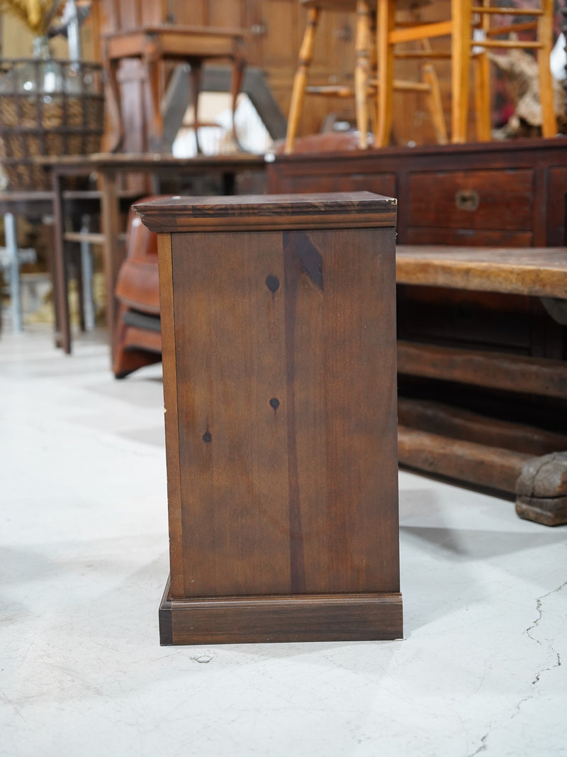 ウッド キャビネット <br>大和店 - ヴィンテージ SHARK ATTACK