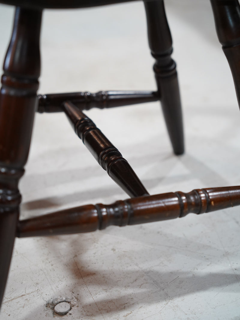 ウッド ウィンザーチェア <br>大和店 - ヴィンテージ SHARK ATTACK