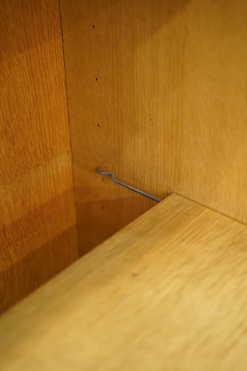 オークウッド ブックシェルフ<br> 大和店 - ヴィンテージ SHARK ATTACK