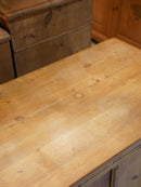 パインウッド キャビネット <br>大和店 - ヴィンテージ SHARK ATTACK