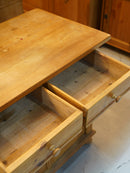 パインウッド キャビネット <br>大和店 - ヴィンテージ SHARK ATTACK