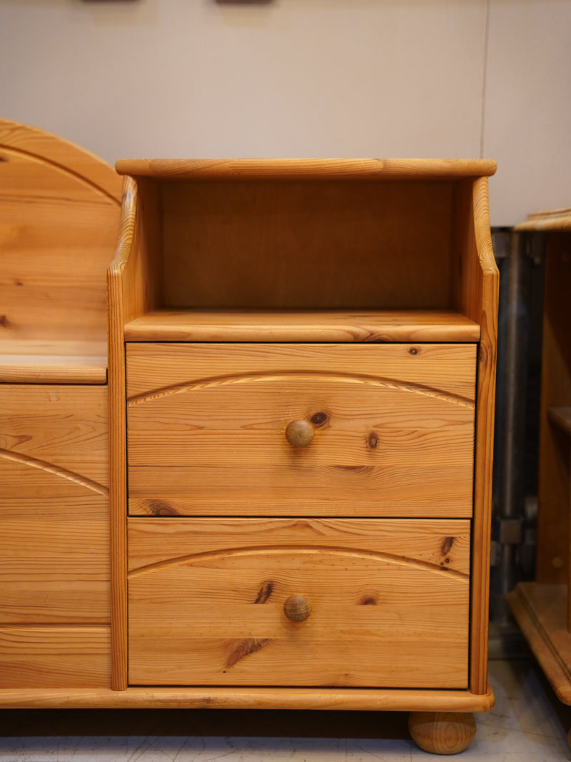 パインウッド サイドボード <br>大和店 - ヴィンテージ SHARK ATTACK