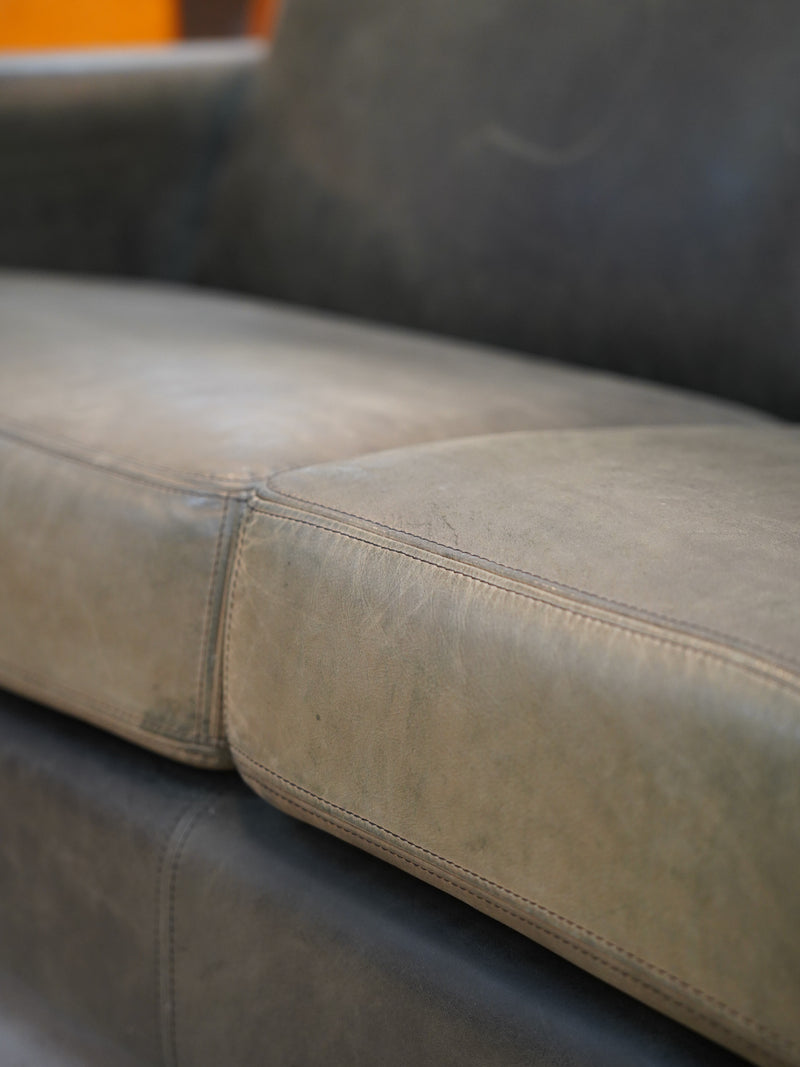 レザー 2シーターソファ <br> 大和店 - ヴィンテージ SHARK ATTACK