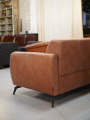 H&H selected by Margriet<br>2シーターソファ<br> 大和店 - ヴィンテージ SHARK ATTACK