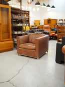 Molinari <br> 1シーターソファ <br> Italy <br>大和店 - ヴィンテージ SHARK ATTACK