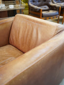 Molinari <br> 1シーターソファ <br> Italy <br>大和店 - ヴィンテージ SHARK ATTACK