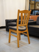 オークウッド レザー ダイニングチェア <br> Netherlands <br>大和店 - ヴィンテージ SHARK ATTACK