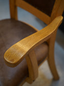 オークウッド レザー アームチェア<br> 大和店 - ヴィンテージ SHARK ATTACK