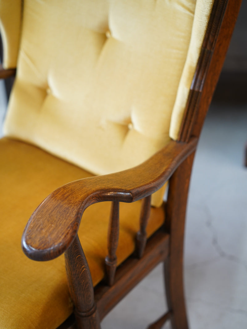 ウィングバックチェア <br> 大和店 - ヴィンテージ SHARK ATTACK