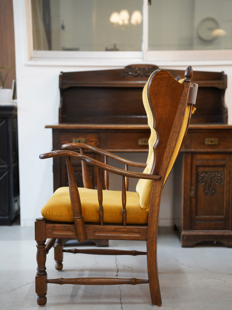 ウィングバックチェア <br> 大和店 - ヴィンテージ SHARK ATTACK