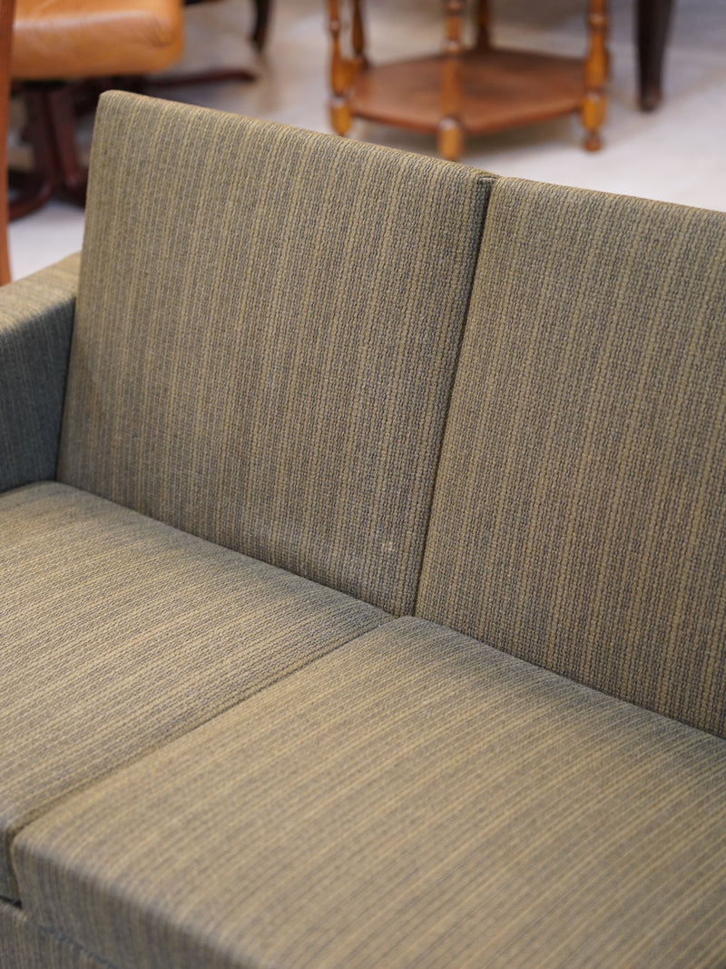 Effka mobler 4シーター ソファ <br> 大和店 - ヴィンテージ SHARK ATTACK