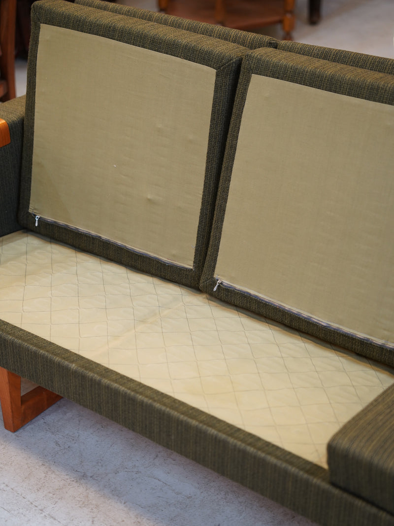 Effka mobler 4シーター ソファ <br> 大和店 - ヴィンテージ SHARK ATTACK