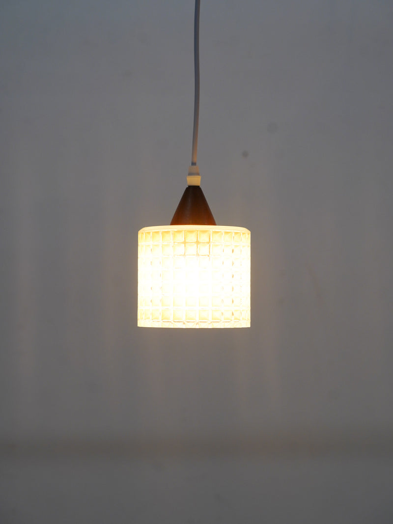 PENDANT LAMP