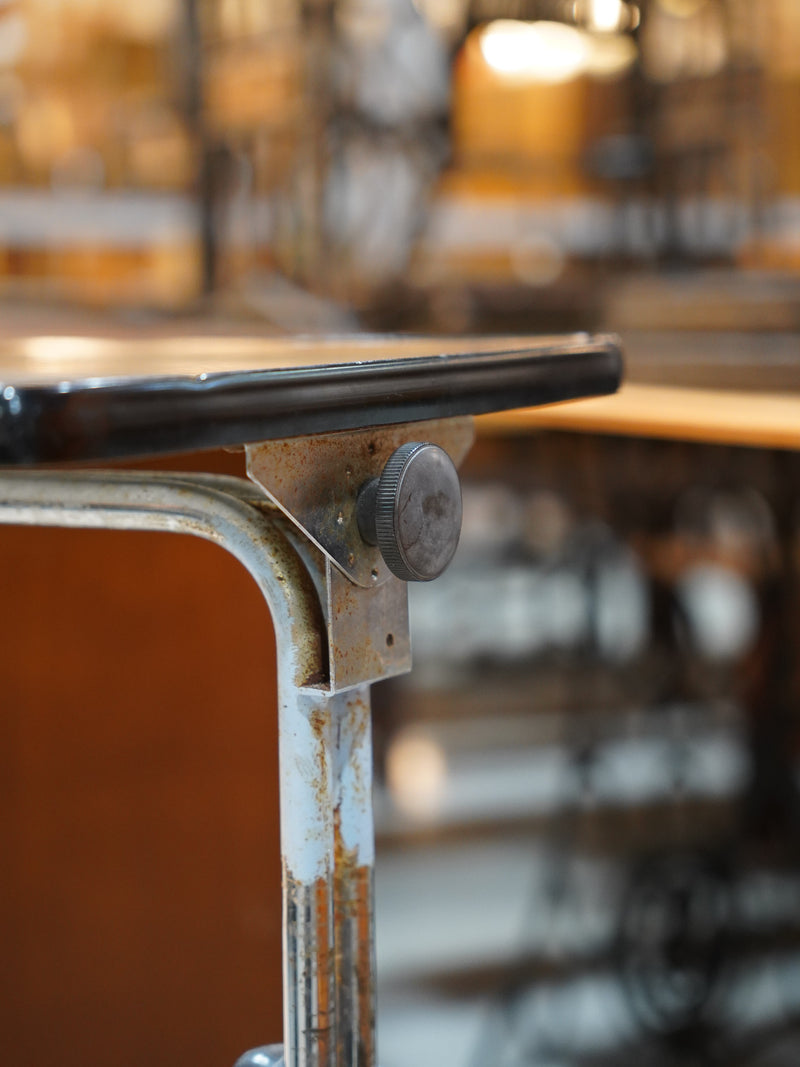 サイドテーブル <br> 大和店