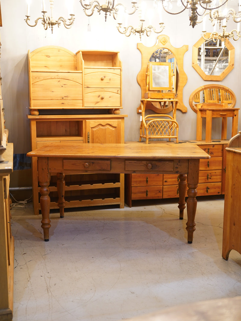 パインウッド ダイニングテーブル<br> 大和店