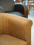 HH HERITAGE <br> ファブリックアームチェア <br> 大和店