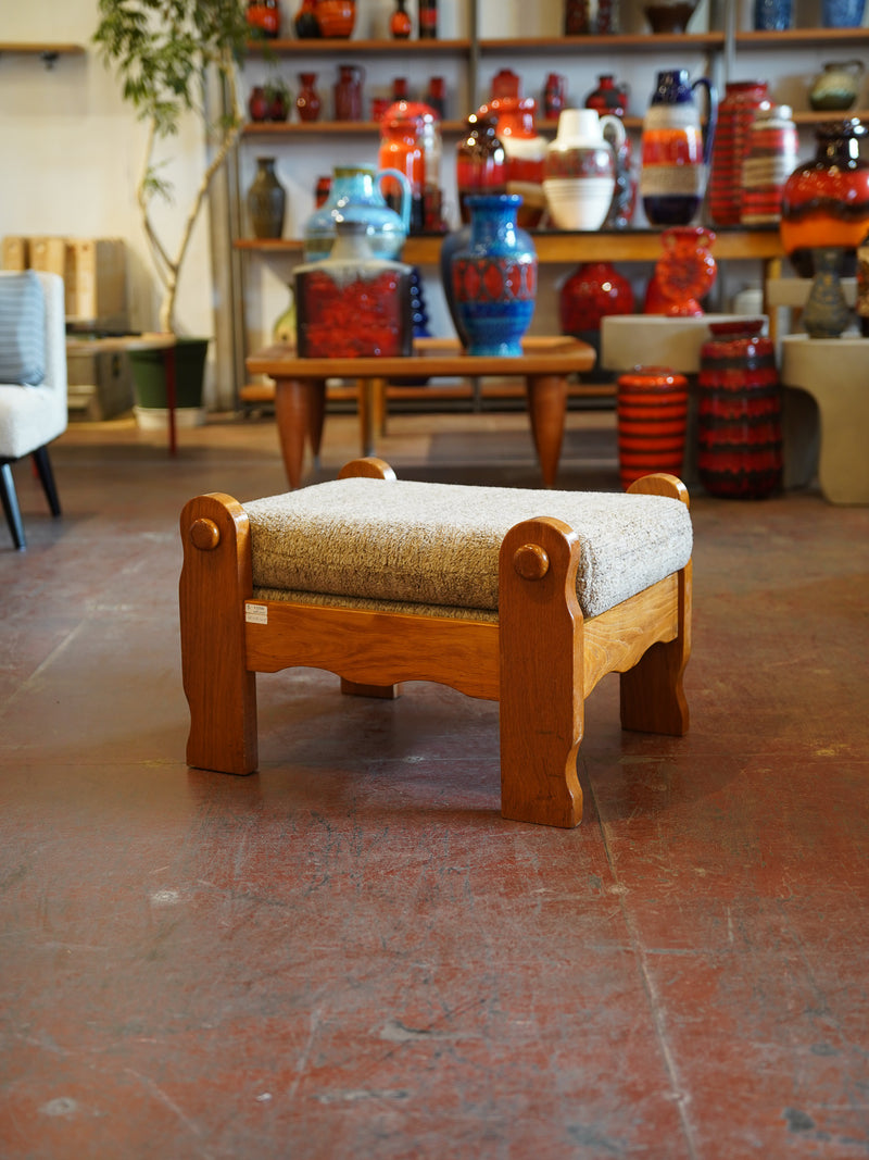 SHARK ATTACK アンティーク・ビンテージ ソファのページ