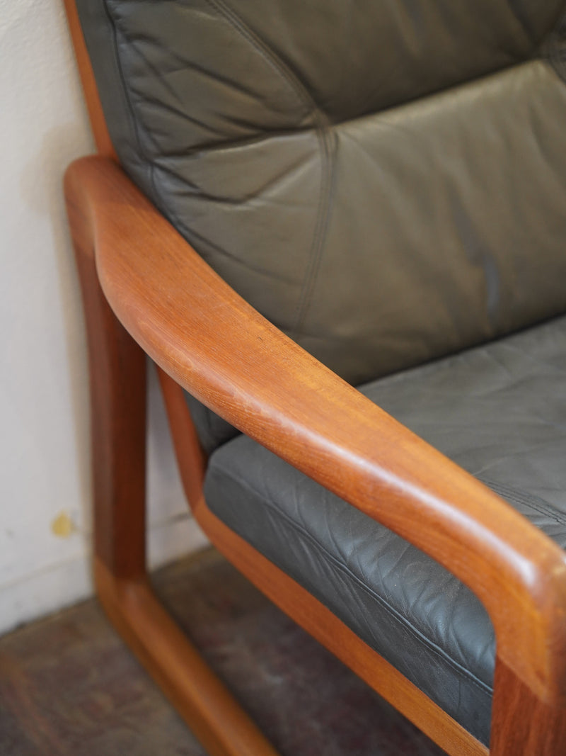 Holstebro Møbelfabrik <br> 3シーターレザーソファ <br> Denmark , 1960's  <br> 大和店