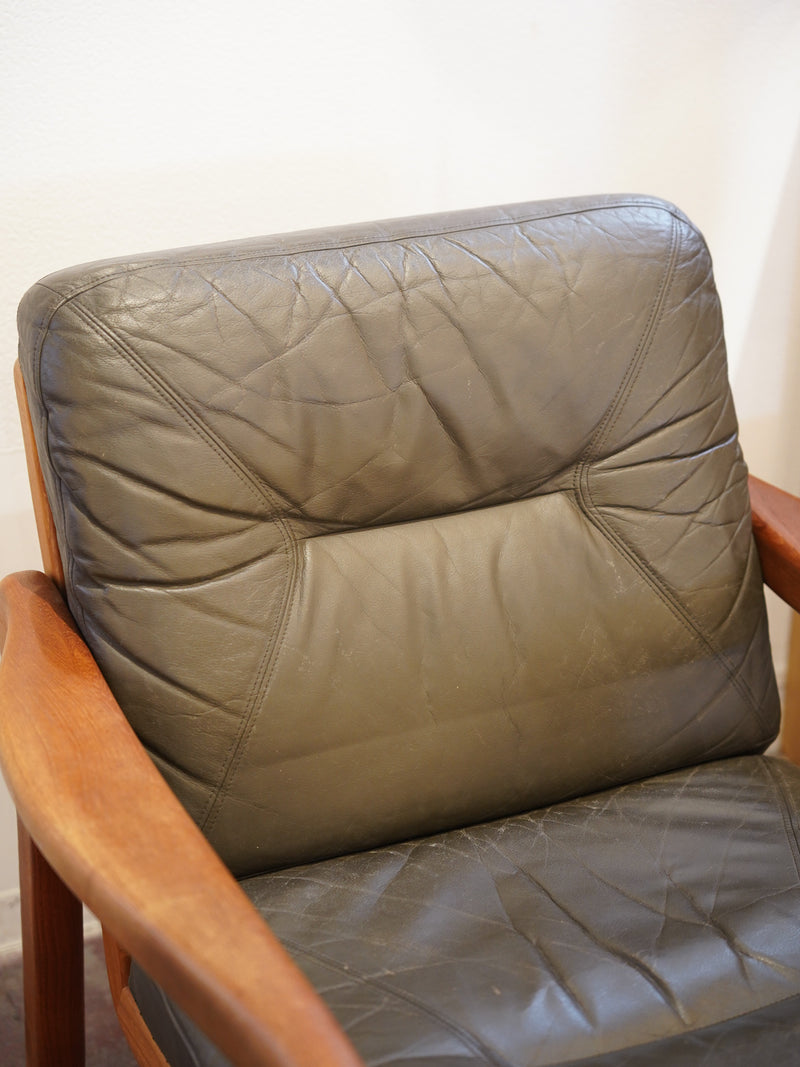 Holstebro Møbelfabrik <br> 1シーターレザーソファ <br> Denmark , 1960's  <br> 大和店 <br> 大和店