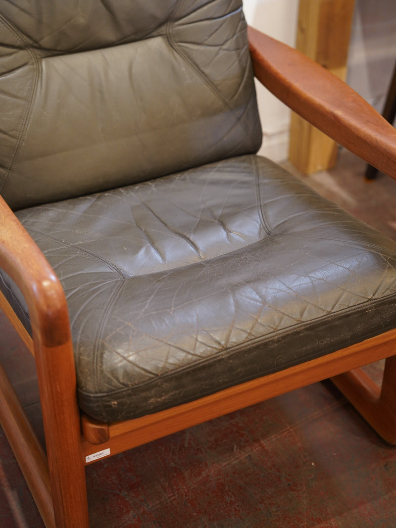 Holstebro Møbelfabrik <br> 1シーターレザーソファ <br> Denmark , 1960's  <br> 大和店 <br> 大和店
