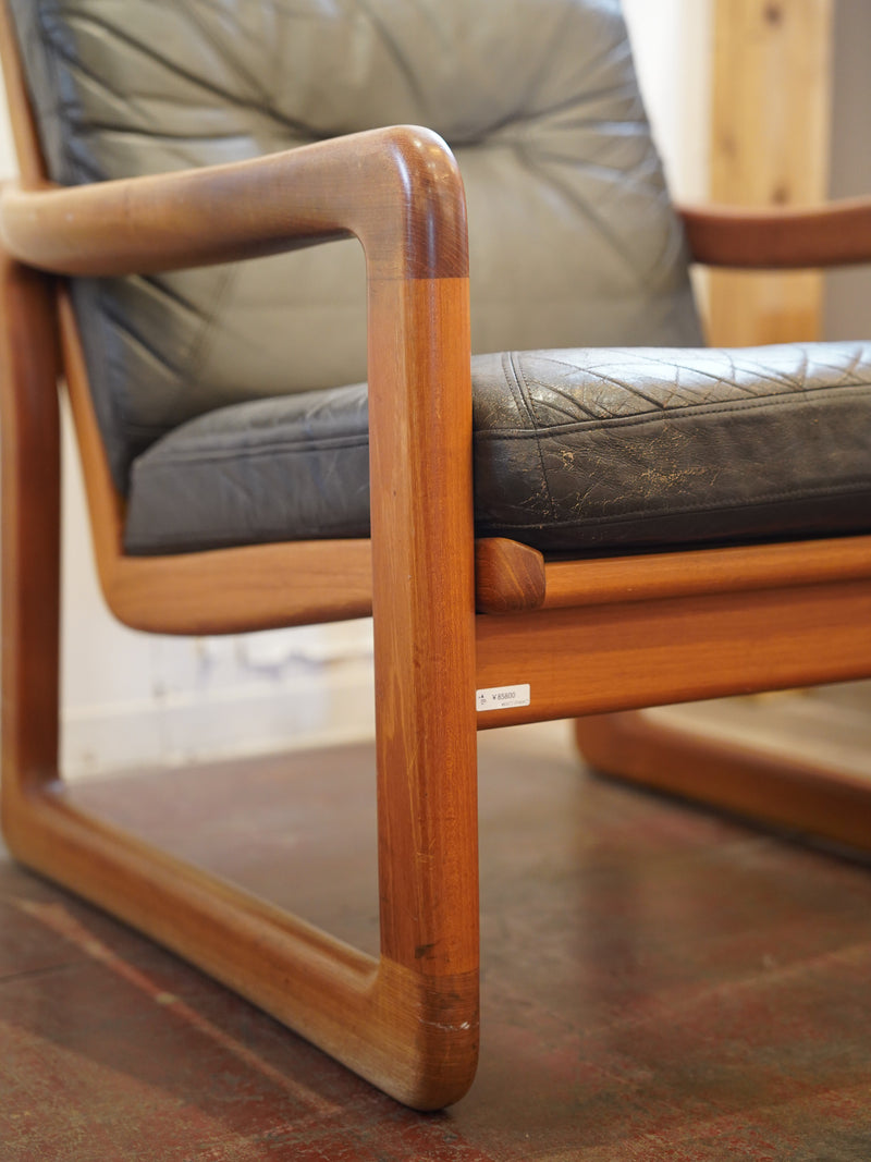 Holstebro Møbelfabrik <br> 1シーターレザーソファ <br> Denmark , 1960's  <br> 大和店 <br> 大和店