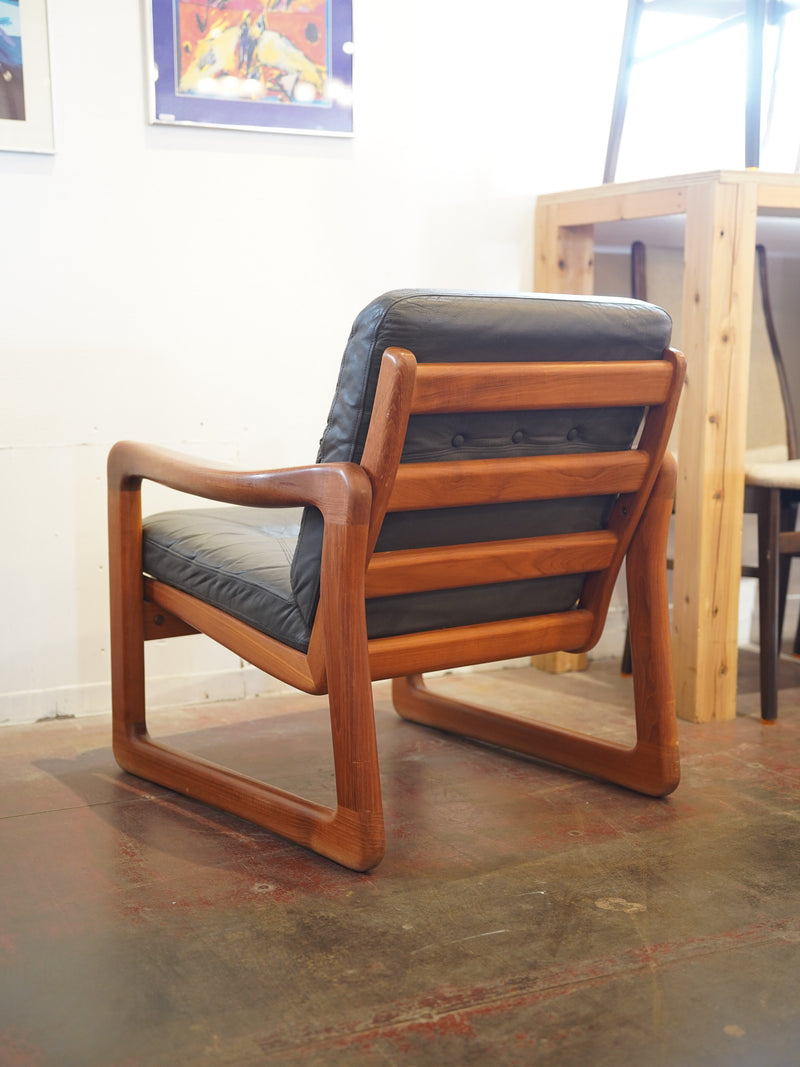 Holstebro Møbelfabrik <br> 1シーターレザーソファ <br> Denmark , 1960's  <br> 大和店 <br> 大和店