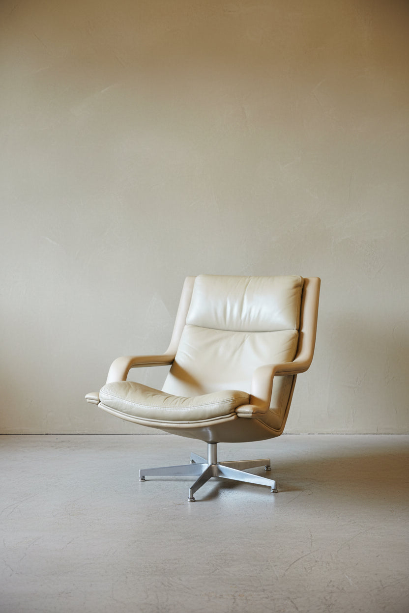 Artifort  Geoffrey Harcoourt - "F152" レザーラウンジチェア - オランダ 1970's - cerote antiques