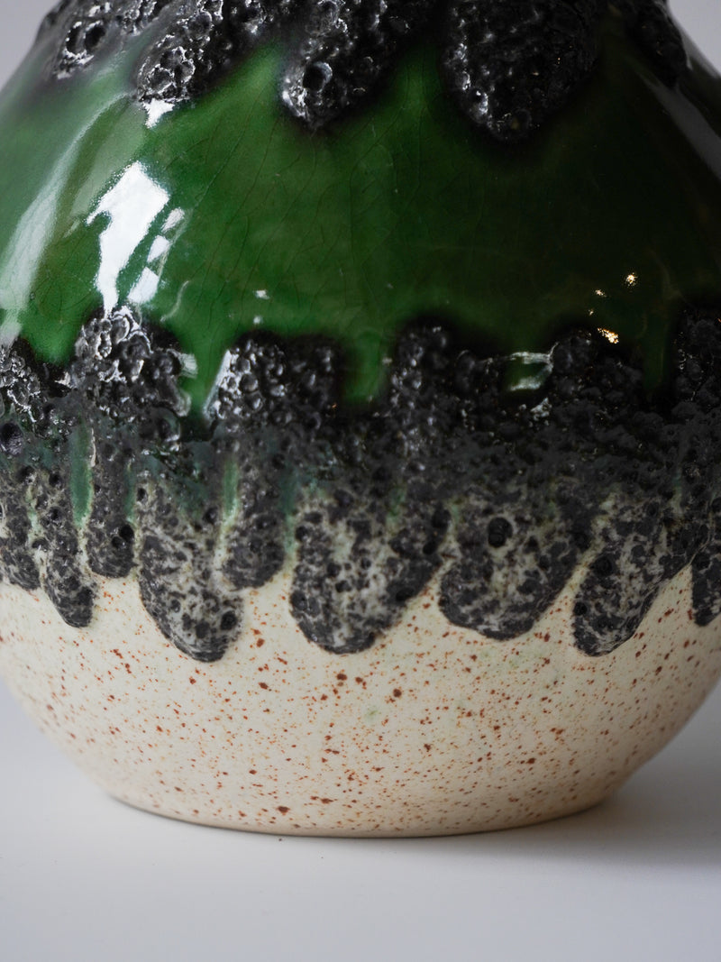 Bay Keramik <br>セラミック フラワーベース <br> W Germany<br>bob's box - ヴィンテージ SHARK ATTACK