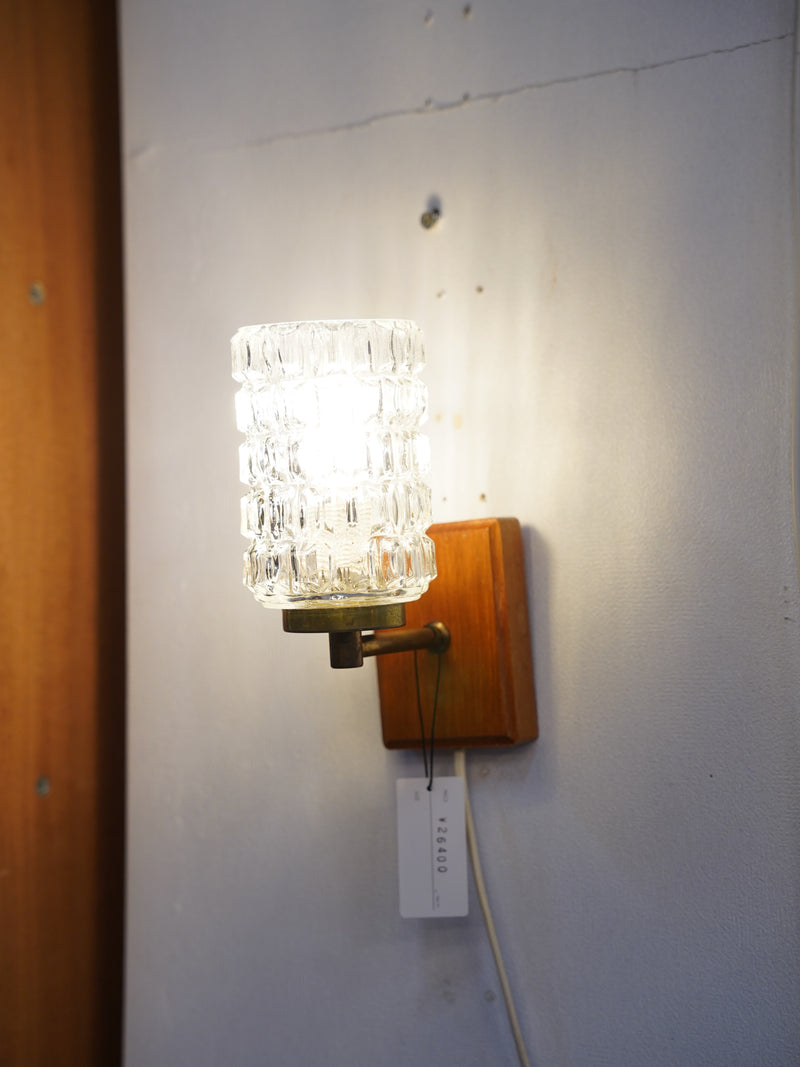WALL LAMP