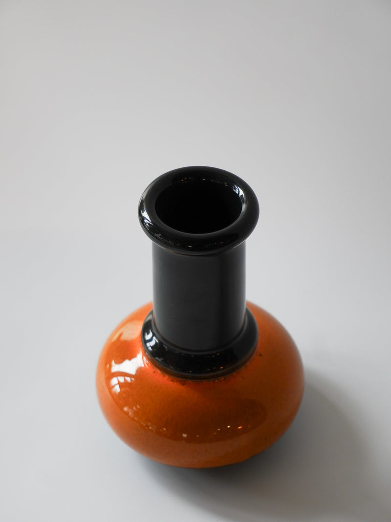 Hutschenreuther社 , Renée Neue <br>セラミック フラワーベース <br>1970's , W Germany<br>bob's box - ヴィンテージ SHARK ATTACK