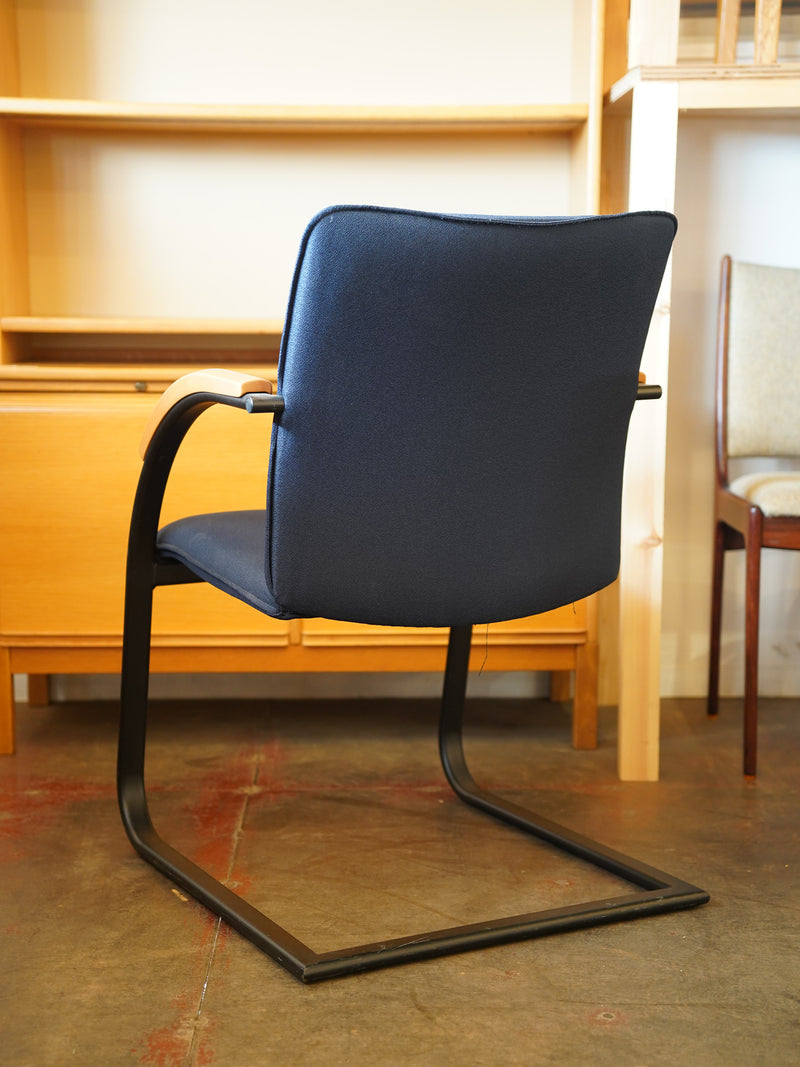 カンチレバーチェア <br> 大和店