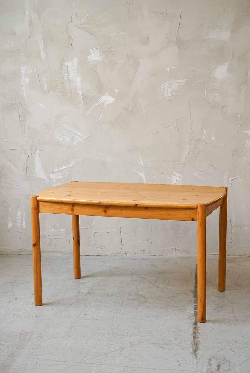 DINING TABLE – SHARK ATTACK ONLINE SHOP